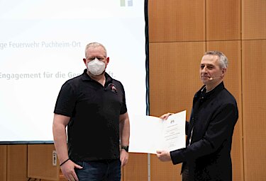 Foto der Bürgerversammlung Puchheim-Ort 2022 Daniel Wanner und Norbert Seidl.jpg